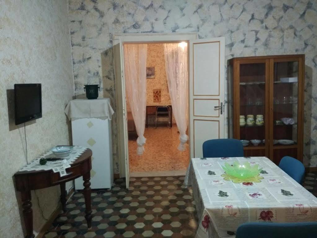 Appartamenti Piazza Vittorio Trapani Kültér fotó